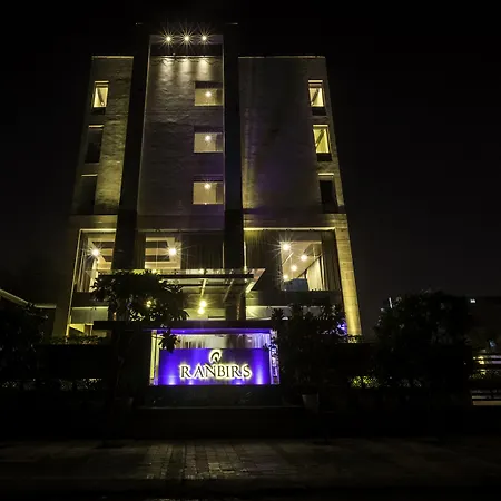 Hotel Ranbirs-2